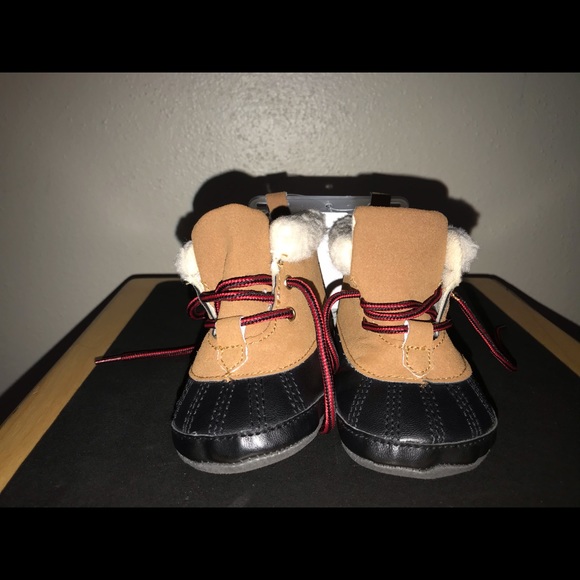 Carter’s duck boots - Picture 3 of 4